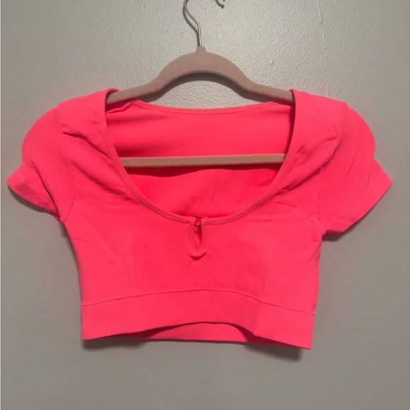 Aerie Pink Superchill Seamless Ring Cap Sleeve Bra Top - Picture 5 of 11